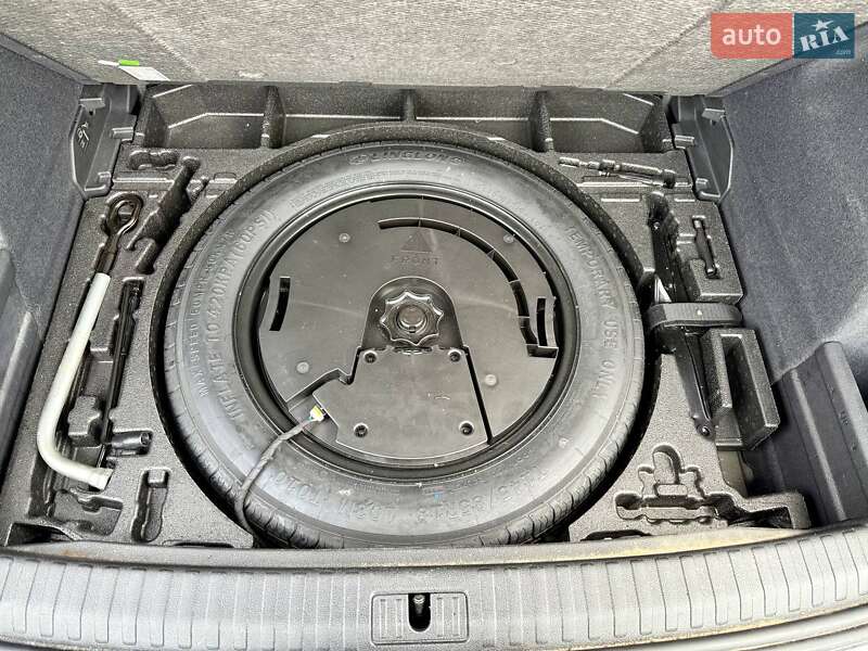 Внедорожник / Кроссовер Audi Q3 2021 в Киеве фото 17 Внедорожник / Кроссовер Audi Q3 2021 в Киеве