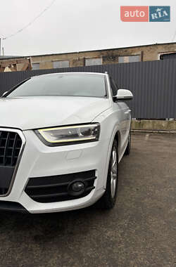 Внедорожник / Кроссовер Audi Q3 2013 в Киеве