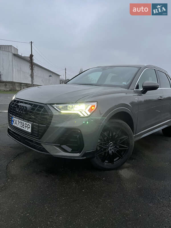 Внедорожник / Кроссовер Audi Q3 2023 в Одессе