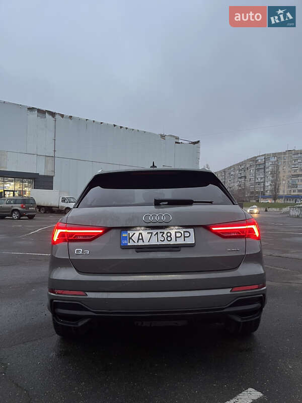 Внедорожник / Кроссовер Audi Q3 2023 в Одессе