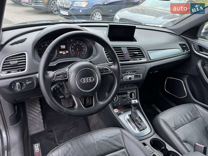 Внедорожник / Кроссовер Audi Q3 2016 в Львове