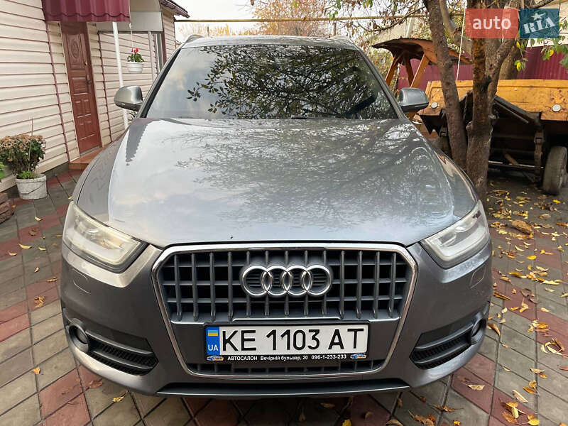 Внедорожник / Кроссовер Audi Q3 2014 в Кривом Роге