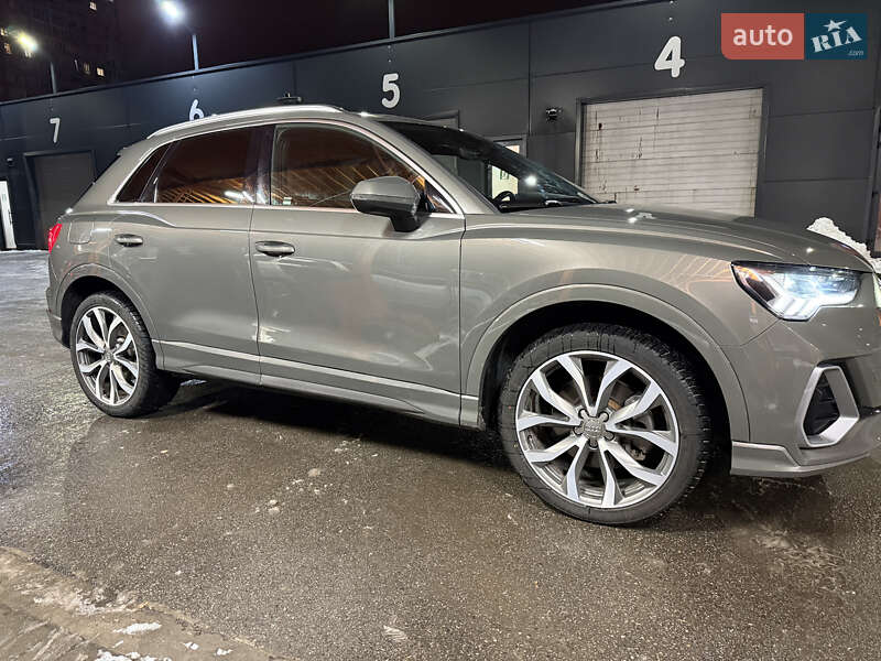 Внедорожник / Кроссовер Audi Q3 2020 в Харькове фото 7 Внедорожник / Кроссовер Audi Q3 2020 в Харькове