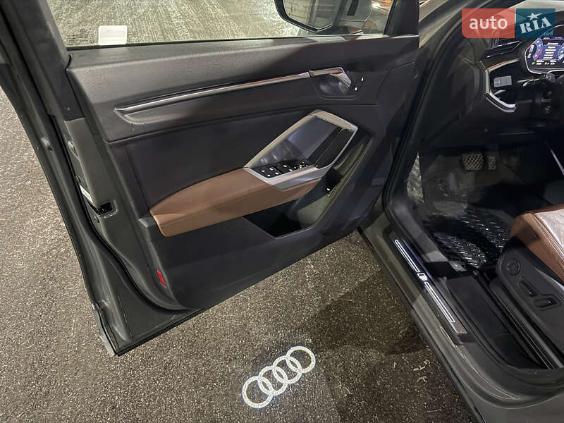 Внедорожник / Кроссовер Audi Q3 2020 в Харькове фото 41 Внедорожник / Кроссовер Audi Q3 2020 в Харькове