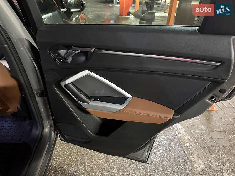 Внедорожник / Кроссовер Audi Q3 2020 в Харькове фото 56 Внедорожник / Кроссовер Audi Q3 2020 в Харькове