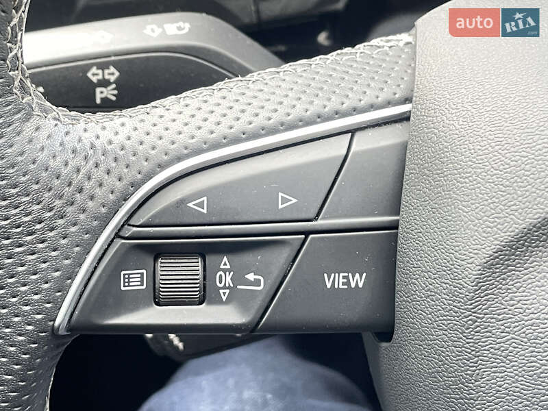 Внедорожник / Кроссовер Audi Q3 2021 в Львове