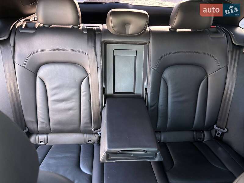 Позашляховик / Кросовер Audi Q3 2016 в Стрию