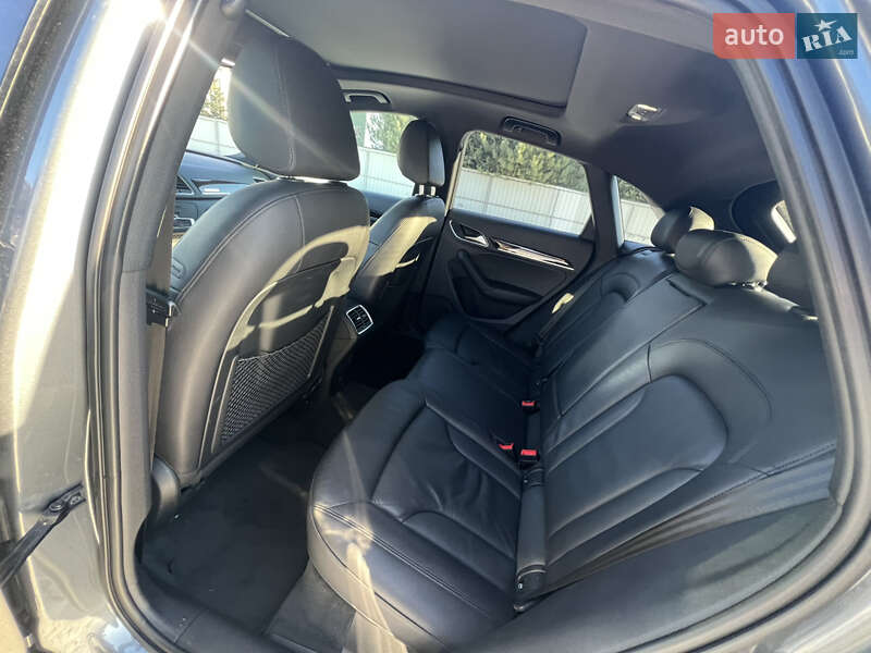 Позашляховик / Кросовер Audi Q3 2015 в Луцьку