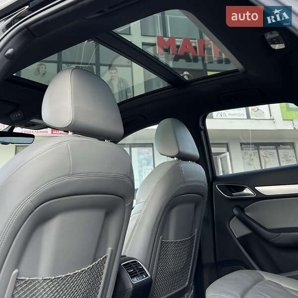 Внедорожник / Кроссовер Audi Q3 2017 в Черновцах