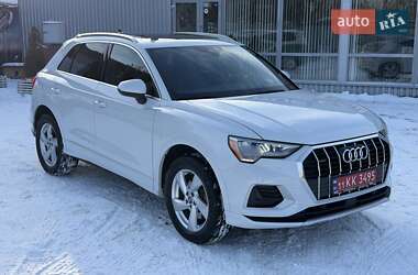 Позашляховик / Кросовер Audi Q3 2020 в Києві