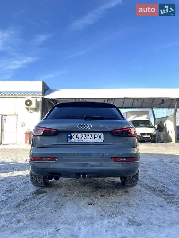 Внедорожник / Кроссовер Audi Q3 2016 в Киеве