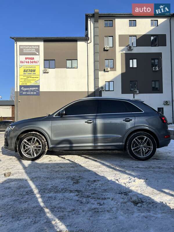 Внедорожник / Кроссовер Audi Q3 2016 в Киеве