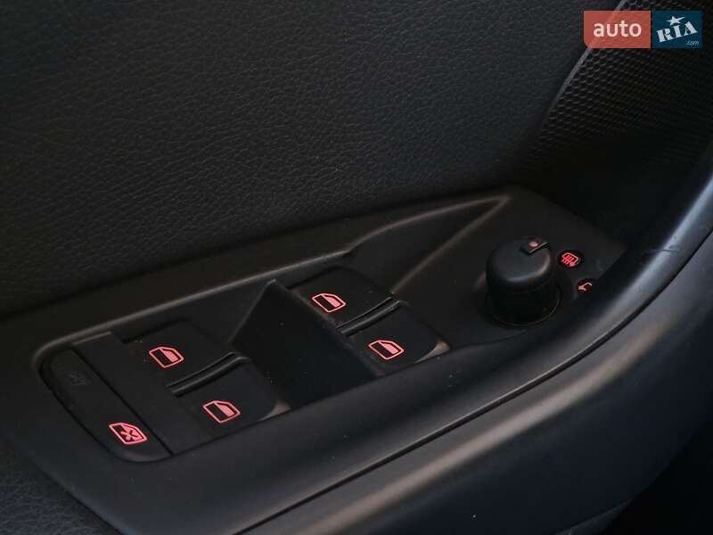 Внедорожник / Кроссовер Audi Q3 2017 в Одессе