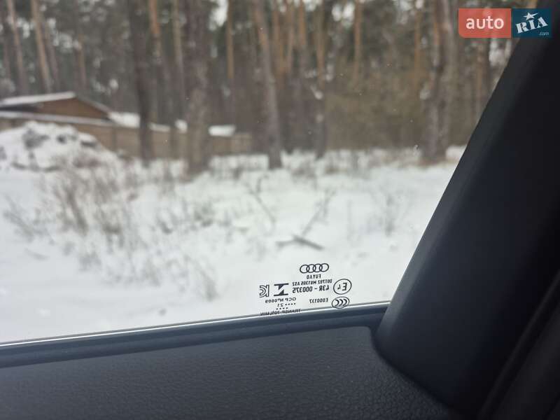 Внедорожник / Кроссовер Audi Q3 2021 в Житомире