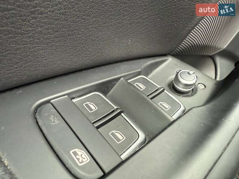 Внедорожник / Кроссовер Audi Q3 2017 в Днепре