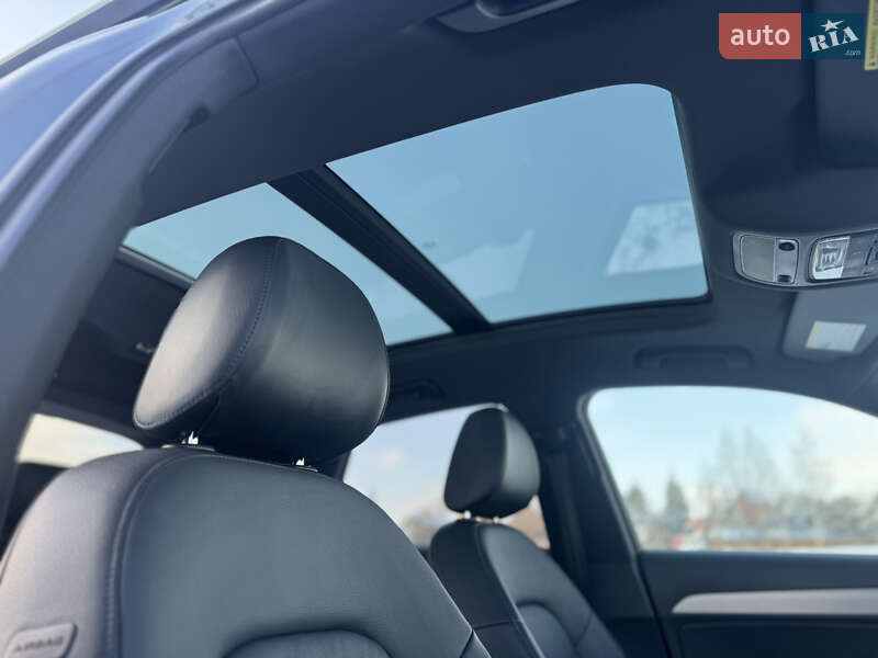 Внедорожник / Кроссовер Audi Q3 2018 в Львове