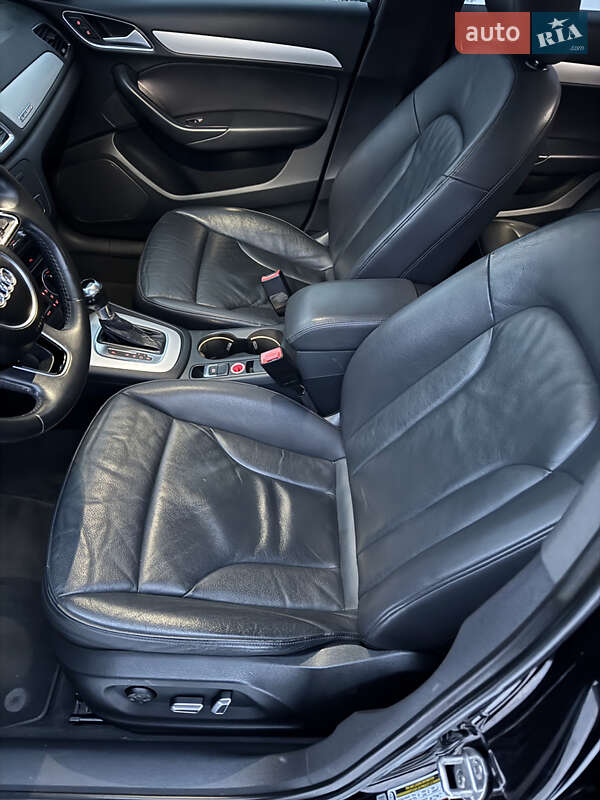 Внедорожник / Кроссовер Audi Q3 2017 в Умани