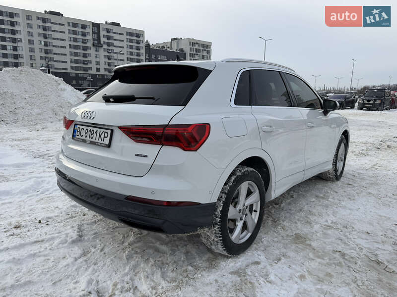 Внедорожник / Кроссовер Audi Q3 2020 в Львове
