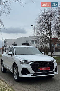 Позашляховик / Кросовер Audi Q3 2024 в Одесі