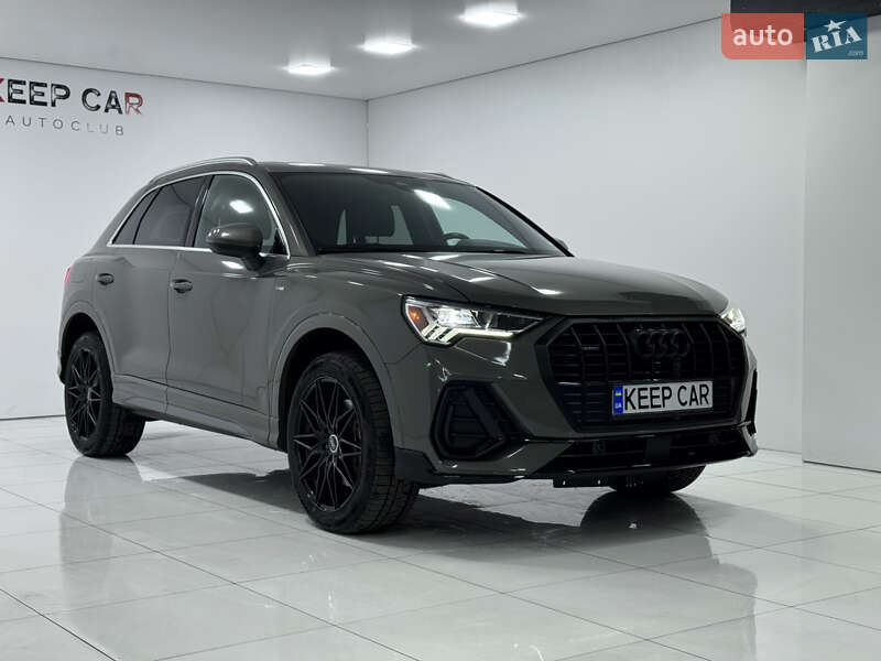 Внедорожник / Кроссовер Audi Q3 2023 в Одессе