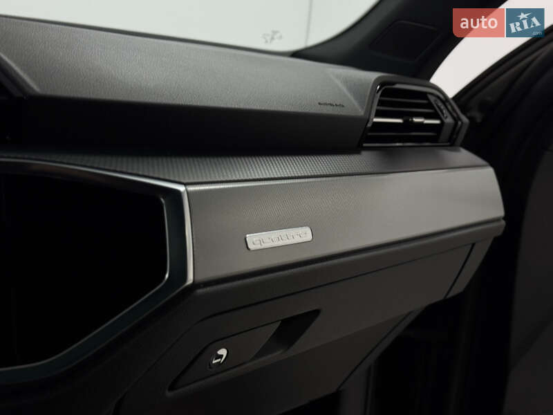 Внедорожник / Кроссовер Audi Q3 2023 в Одессе