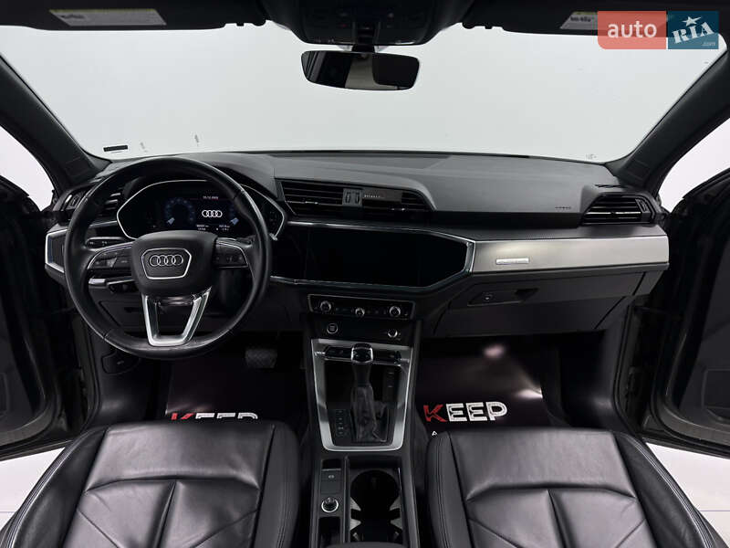 Внедорожник / Кроссовер Audi Q3 2023 в Одессе