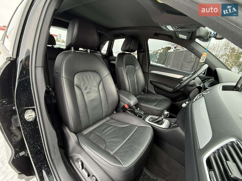 Внедорожник / Кроссовер Audi Q3 2017 в Стрые