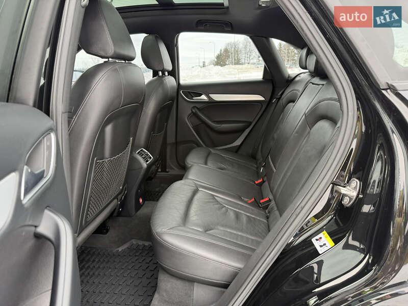 Внедорожник / Кроссовер Audi Q3 2017 в Стрые