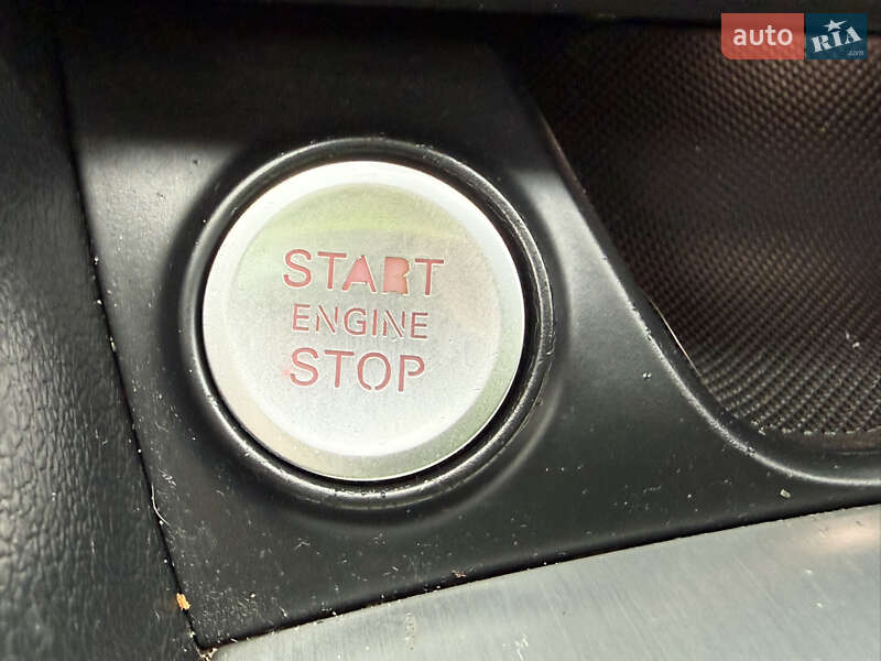 Внедорожник / Кроссовер Audi Q3 2017 в Стрые