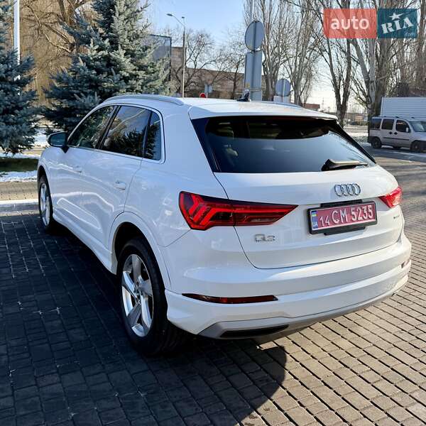 Внедорожник / Кроссовер Audi Q3 2019 в Одессе
