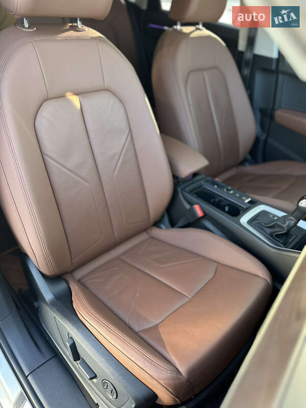 Внедорожник / Кроссовер Audi Q3 2021 в Чернигове