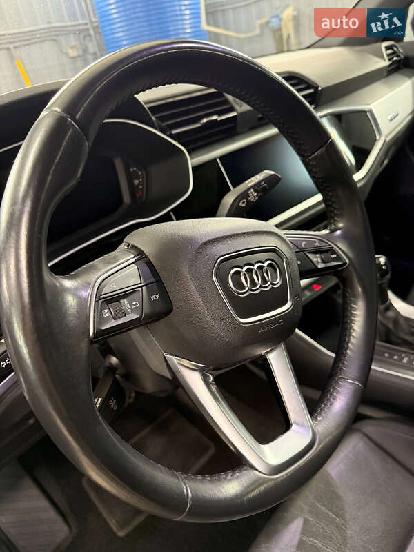 Внедорожник / Кроссовер Audi Q3 2019 в Камне-Каширском