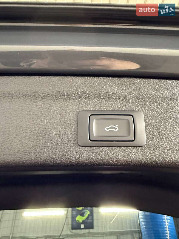 Внедорожник / Кроссовер Audi Q3 2019 в Камне-Каширском