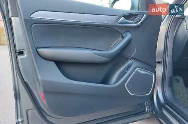 Внедорожник / Кроссовер Audi Q3 2014 в Бердичеве