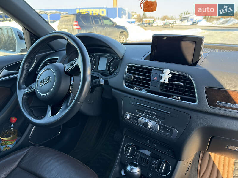 Внедорожник / Кроссовер Audi Q3 2018 в Львове