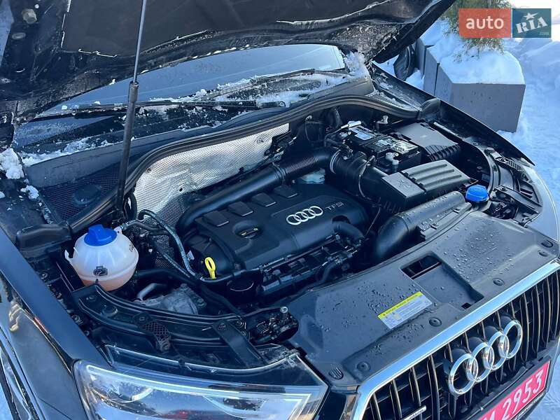 Внедорожник / Кроссовер Audi Q3 2015 в Луцке