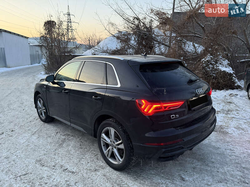 Внедорожник / Кроссовер Audi Q3 2020 в Киеве фото 3 Внедорожник / Кроссовер Audi Q3 2020 в Киеве