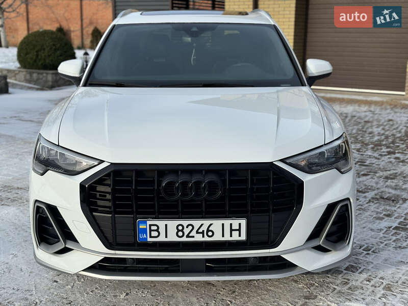 Внедорожник / Кроссовер Audi Q3 2019 в Лубнах