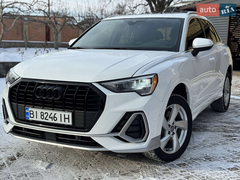 Внедорожник / Кроссовер Audi Q3 2019 в Лубнах