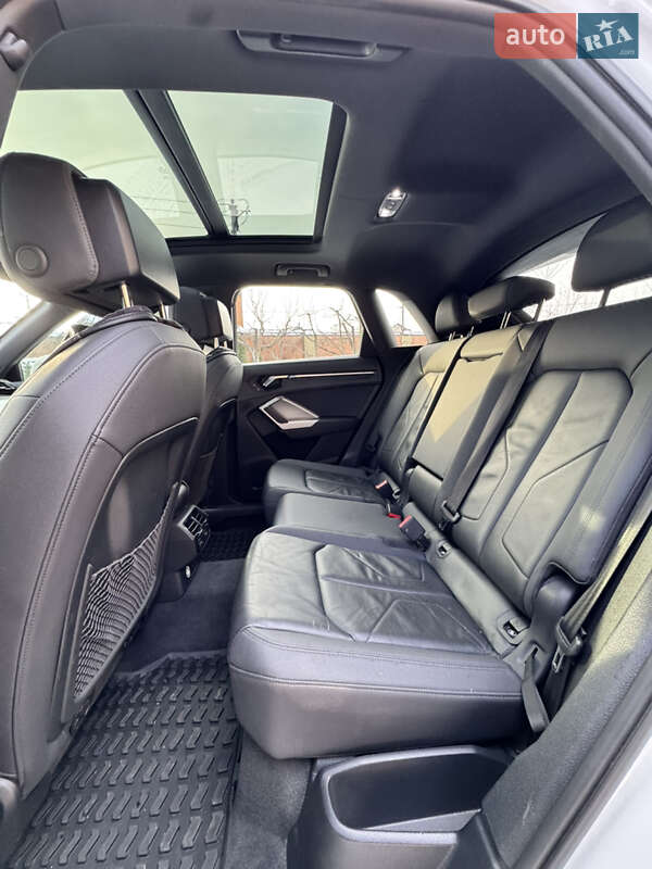 Внедорожник / Кроссовер Audi Q3 2019 в Лубнах