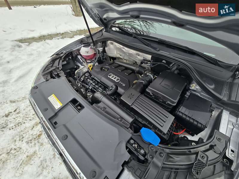 Внедорожник / Кроссовер Audi Q3 2014 в Киеве фото 4 Внедорожник / Кроссовер Audi Q3 2014 в Киеве