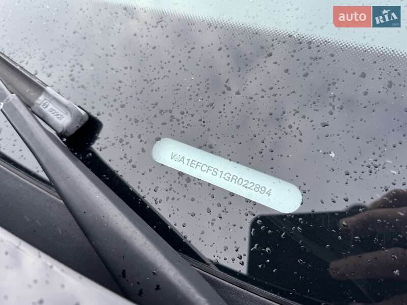 Позашляховик / Кросовер Audi Q3 2016 в Радивиліві