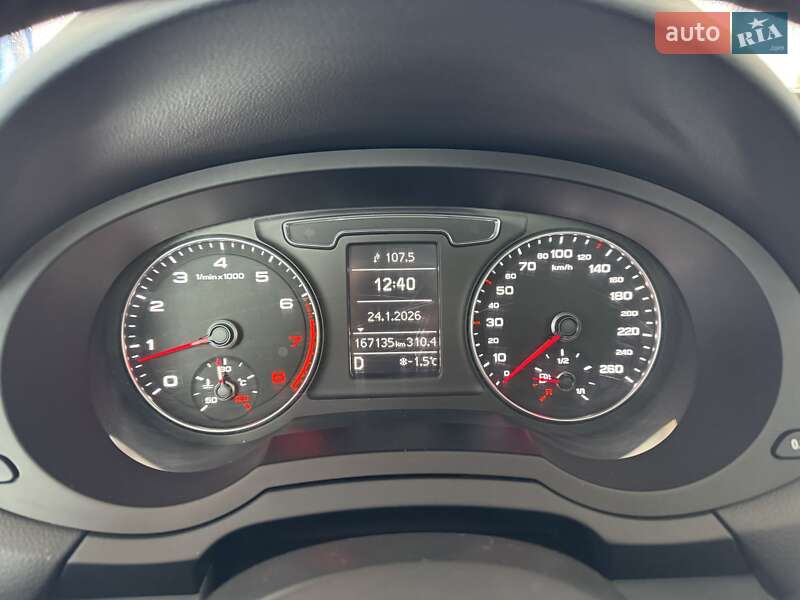 Позашляховик / Кросовер Audi Q3 2016 в Радивиліві