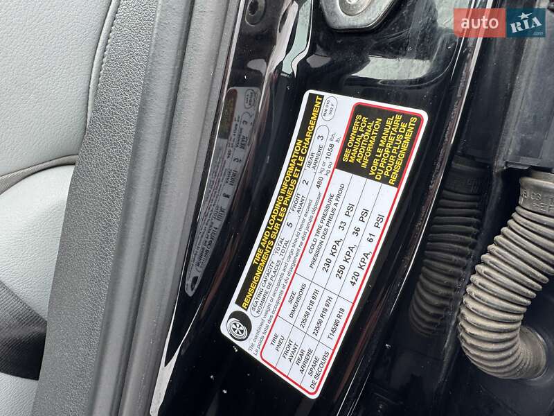 Позашляховик / Кросовер Audi Q3 2016 в Радивиліві