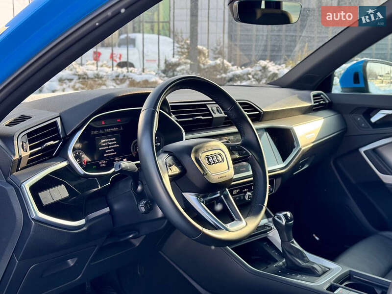 Внедорожник / Кроссовер Audi Q3 2022 в Сумах фото 37 Внедорожник / Кроссовер Audi Q3 2022 в Сумах