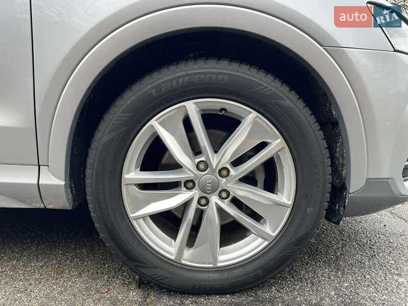 Позашляховик / Кросовер Audi Q3 2017 в Києві