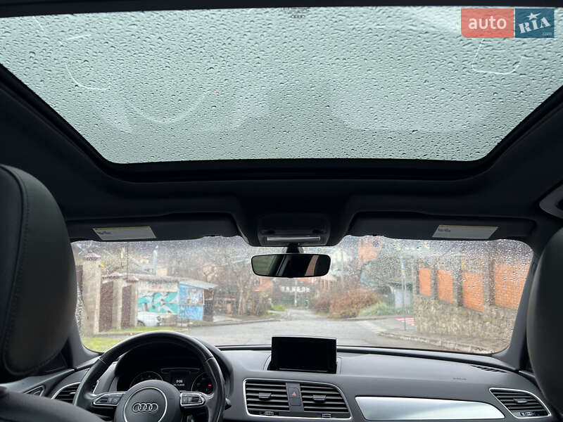 Позашляховик / Кросовер Audi Q3 2017 в Києві