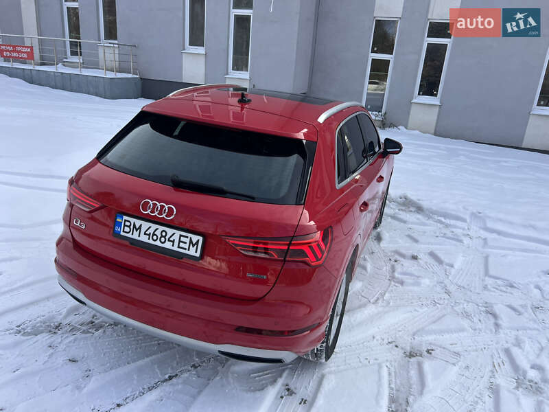 Внедорожник / Кроссовер Audi Q3 2019 в Сумах