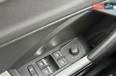 Внедорожник / Кроссовер Audi Q3 2024 в Киеве