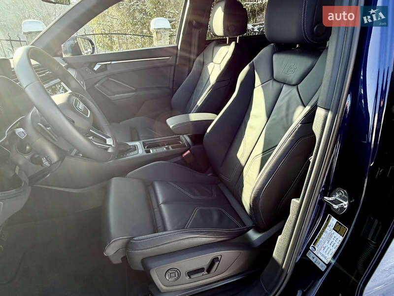 Позашляховик / Кросовер Audi Q3 2024 в Чернівцях